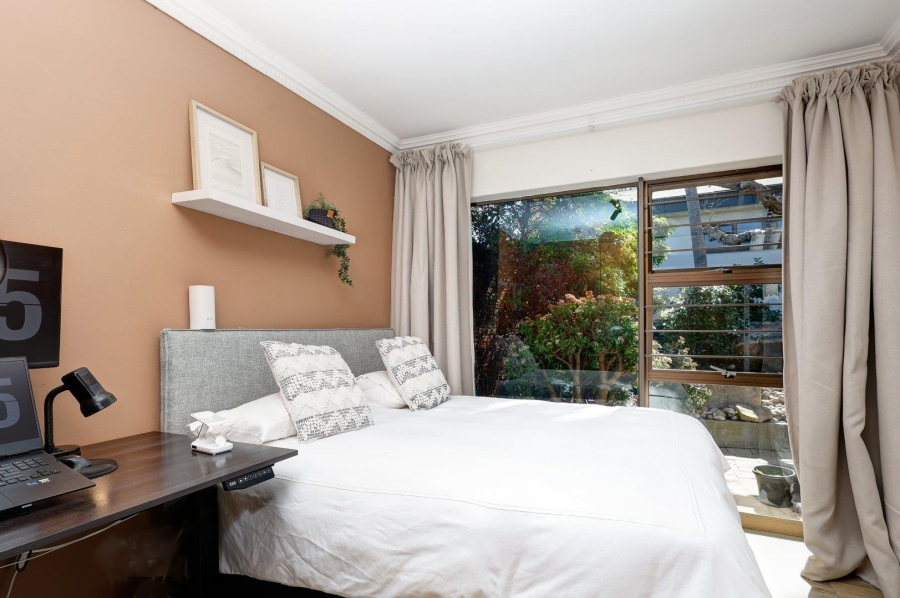 4 Bedroom Property for Sale in Loevenstein Western Cape